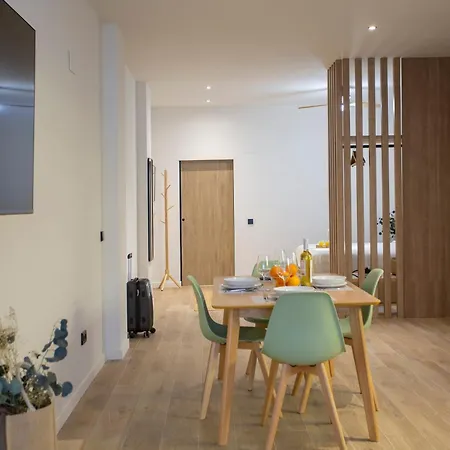 Nomad Haux Mestalla Apartment Valencia