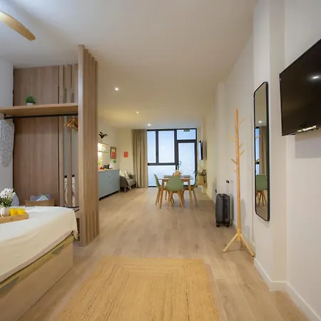 Nomad Haux Mestalla Apartment Valencia