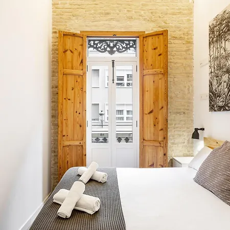 Aire Holidays * Valencia