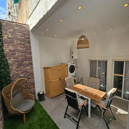 Bear Homes - Olimpia 아파트