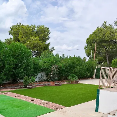 Montevistas Retreat- Cycling, Hiking, Relaxation, 25 Minutes Villa Valencia