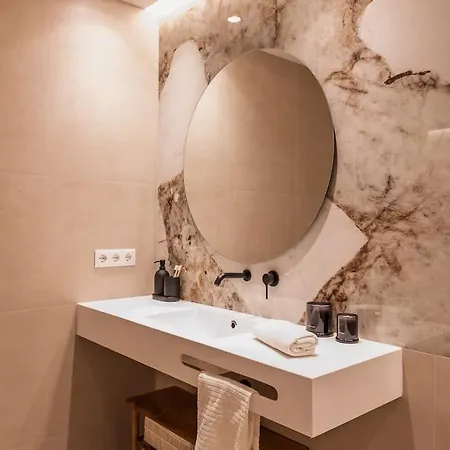 Saristays Luxe Touch Lejlighed