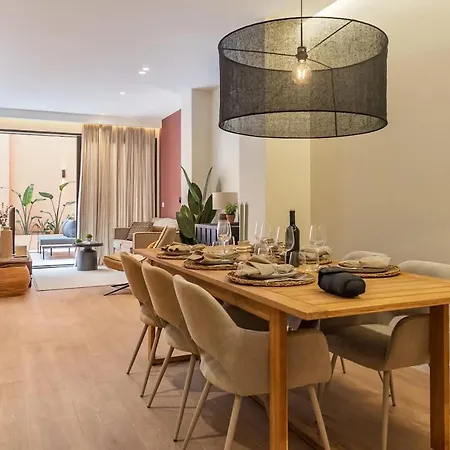 Saristays Luxe Touch Appartamento