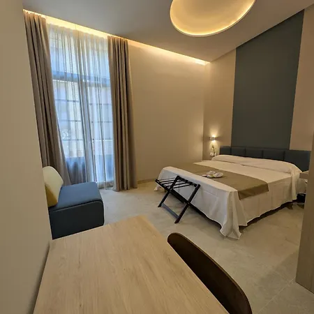 Hotel San Lorenzo Boutique Catedral 3*