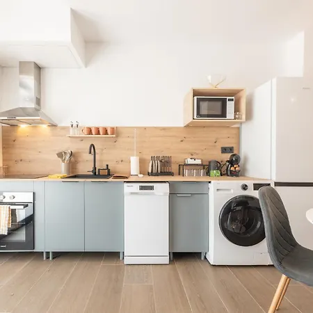 Deluxe - I Valência