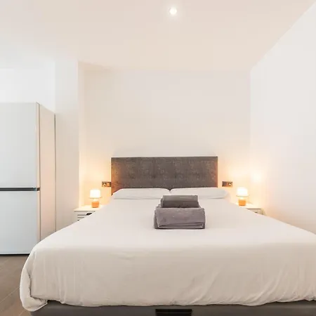 Deluxe - I * Valência