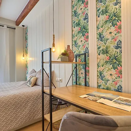 Invalencia Alberic Jungle R Big House Stylish 3 Bdr & 3 Wc With Private Terrace