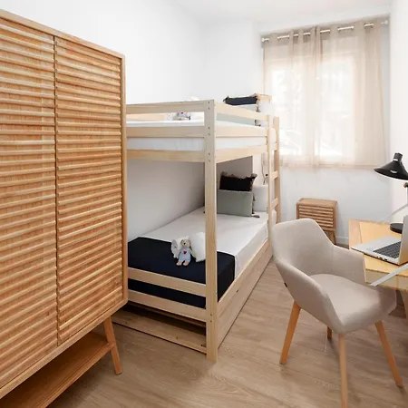 Travel Habitat Peset Aleixandre * Valensiya