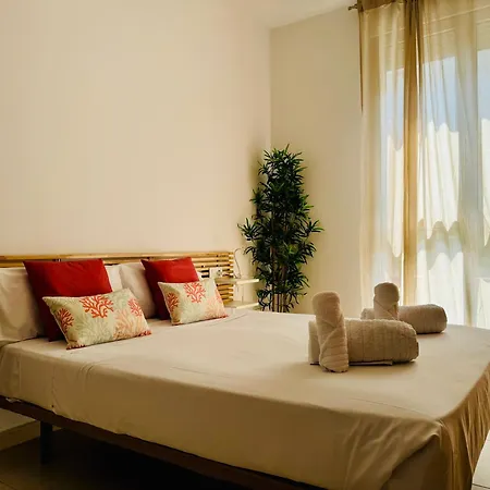 Stylish With Terrace On The Beachfrom Valencia