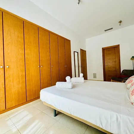 Stylish With Terrace On The Beachfrom Apartament *