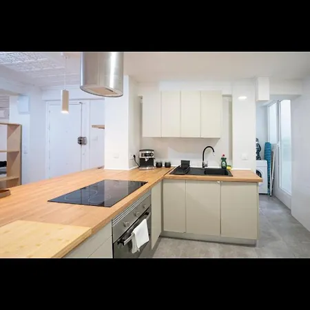 Luminosa En Piso Compartido * Валенсия