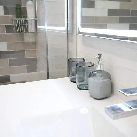 Modernist House In Cabanyal Apartamento *