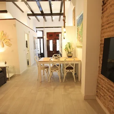 Modernist House In Cabanyal * Valência