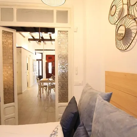 Modernist House In Cabanyal Valencia