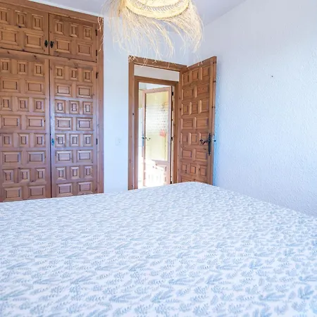 Piscina Urbanizacion De Lujo Cerca Del Mar