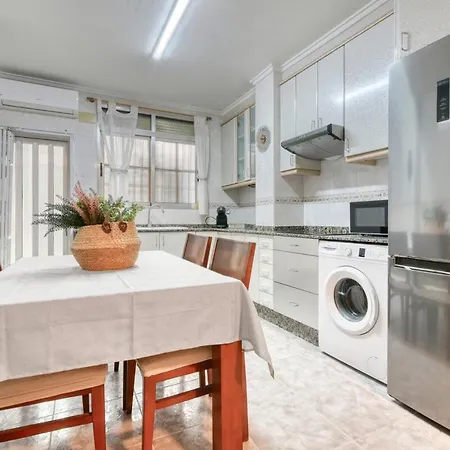 Casa Playa Arenas Con Terraza Apartamento