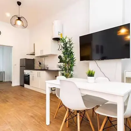 Nuevo Acogedor Cerca Del Centro * Валенсия