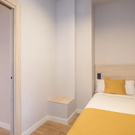 Dorm4you Arena 2 Apart-hotel