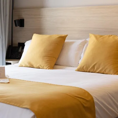Aparthotel Dorm4you Arena 2 4*