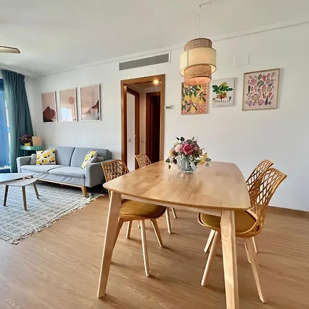 Beachfront Family With Pool Daire