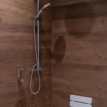 Vlc Host - Vicente Brull Apartman