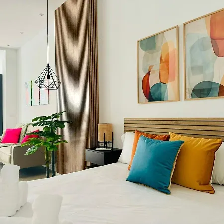 Planas 3 Designer Aparment With Terraza In Ruzafa Soho Апартаменты *