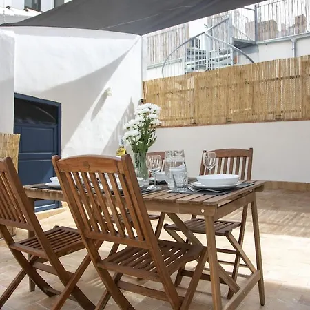 Singularstays El Grao V Apartment *