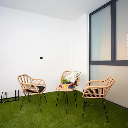 Апартаменты Nomad Haux Mestalla *