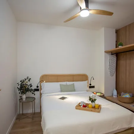 Nomad Haux Mestalla * Валенсия