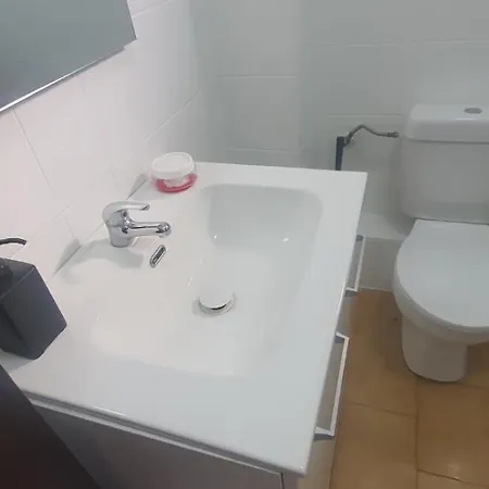 Centricas, Tranquilas Y Acogedoras De Matrimonio En Vivienda Compartida Privat bolig *