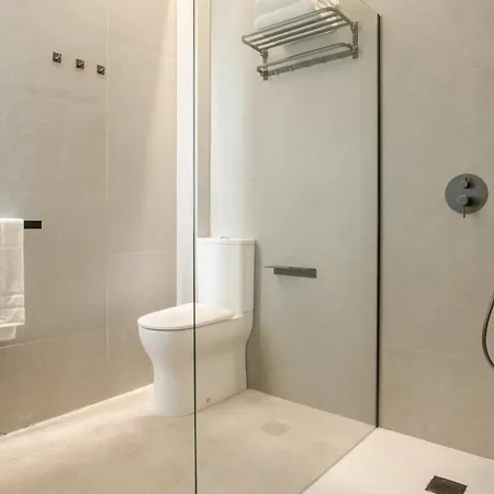 Crudo Un Loft Centrico De 50 M2 *