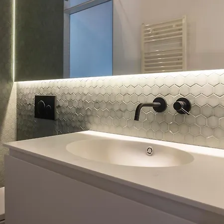 Vlc Host - Marti فالنسيا