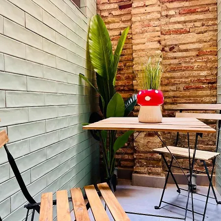 Daire Mediterranean Flat Next To The Historic Center