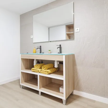 Urban 4 Bajo - Housevanlive *