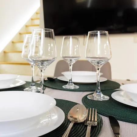 Urban 4 Bajo - Housevanlive Apartamento *