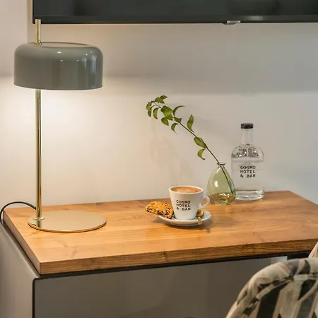 Mate Cosmo - Centre, 3* 瓦伦西亚