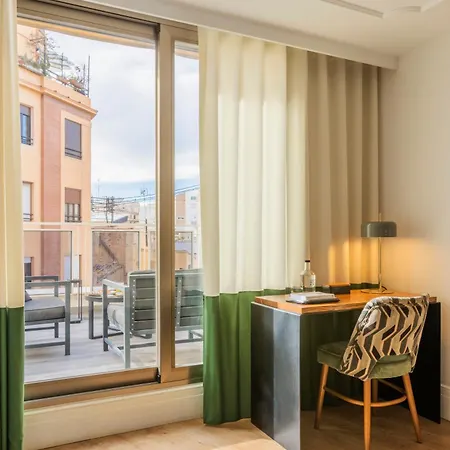 酒店 Mate Cosmo - Centre, 3*