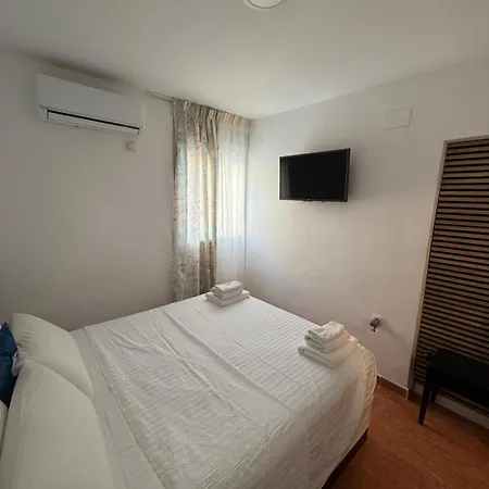 Con Cocina Y Bano Privado De Temporada Vacaciones Largas Long Desde 11 Noches Lägenhet