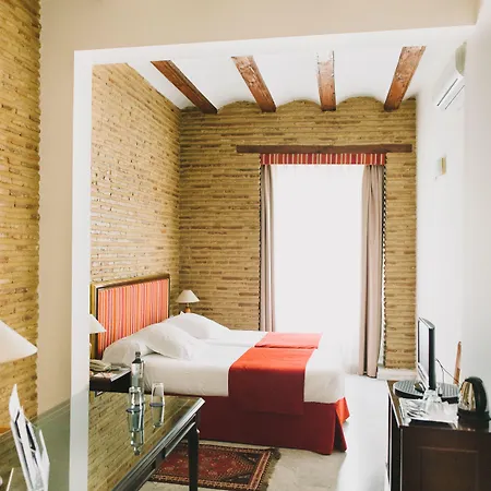 Otel Ad Hoc Monumental 1881 3*