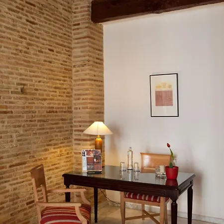 Ad Hoc Monumental 1881 3* Валенсия