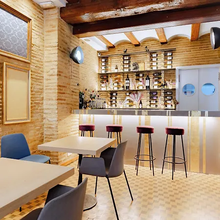 Ad Hoc Monumental 1881 Valencia