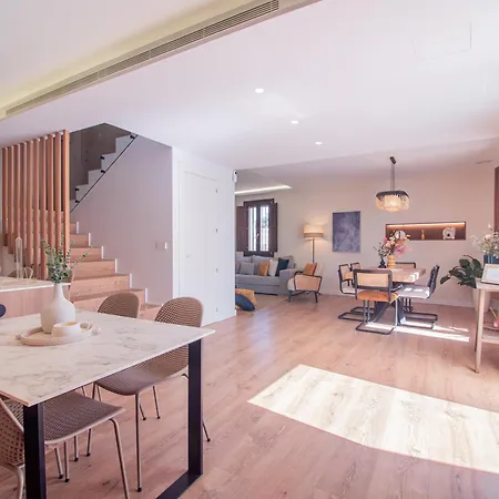 Md Barraques De Lluna فيلة *