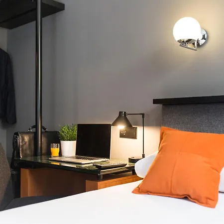 مالكوم وباريت