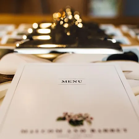 مالكوم وباريت 3*