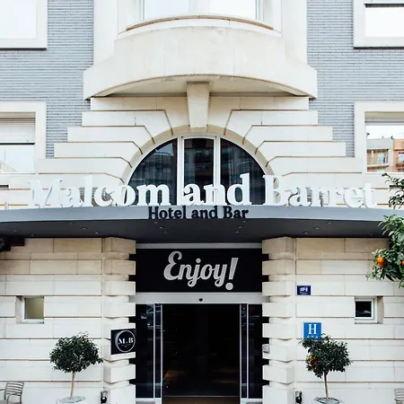 Malcom And Barret Hotel 3*