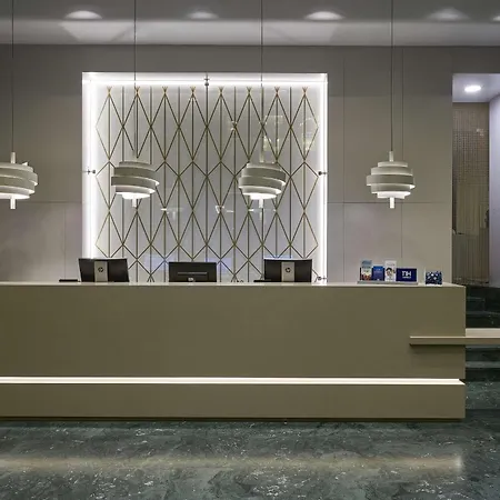 إن إتش سنتر 4*