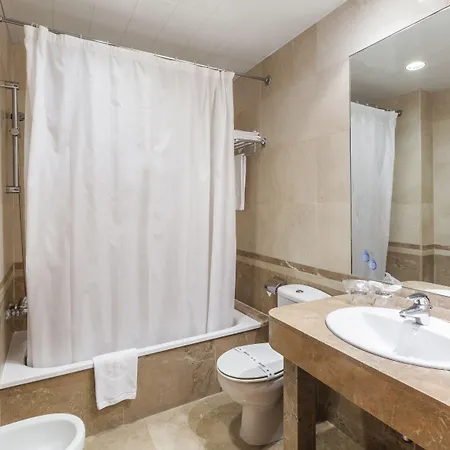 מלון Catalonia Excelsior 4*