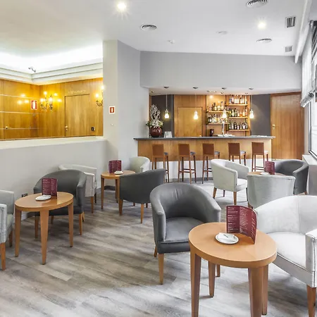 מלון Catalonia Excelsior 4*