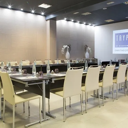 Hotel Port Feria Valencia