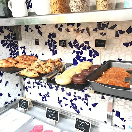 & Co. J. Botanico Boutique Szálloda